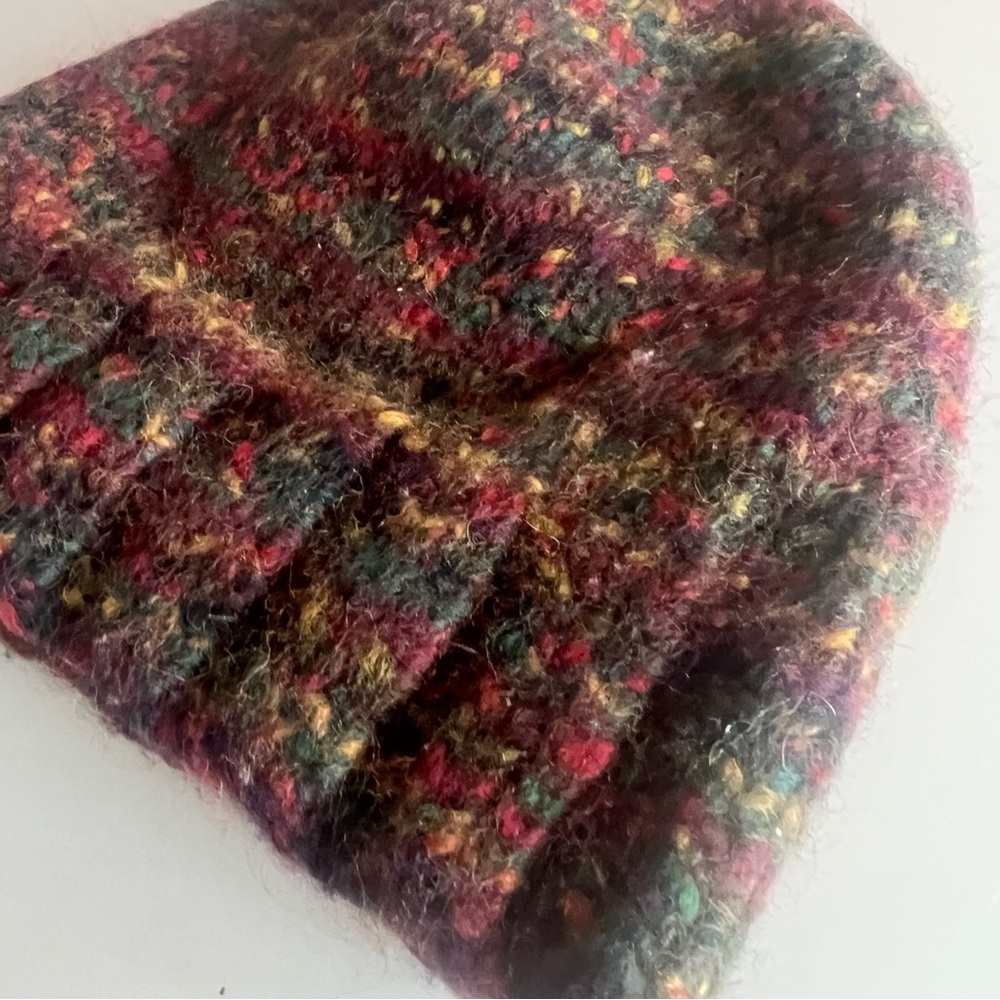 BOUTIQUE Handmade Wool Knit Beanie Cozy Multicolor Winter Hat - Picture 5 of 5